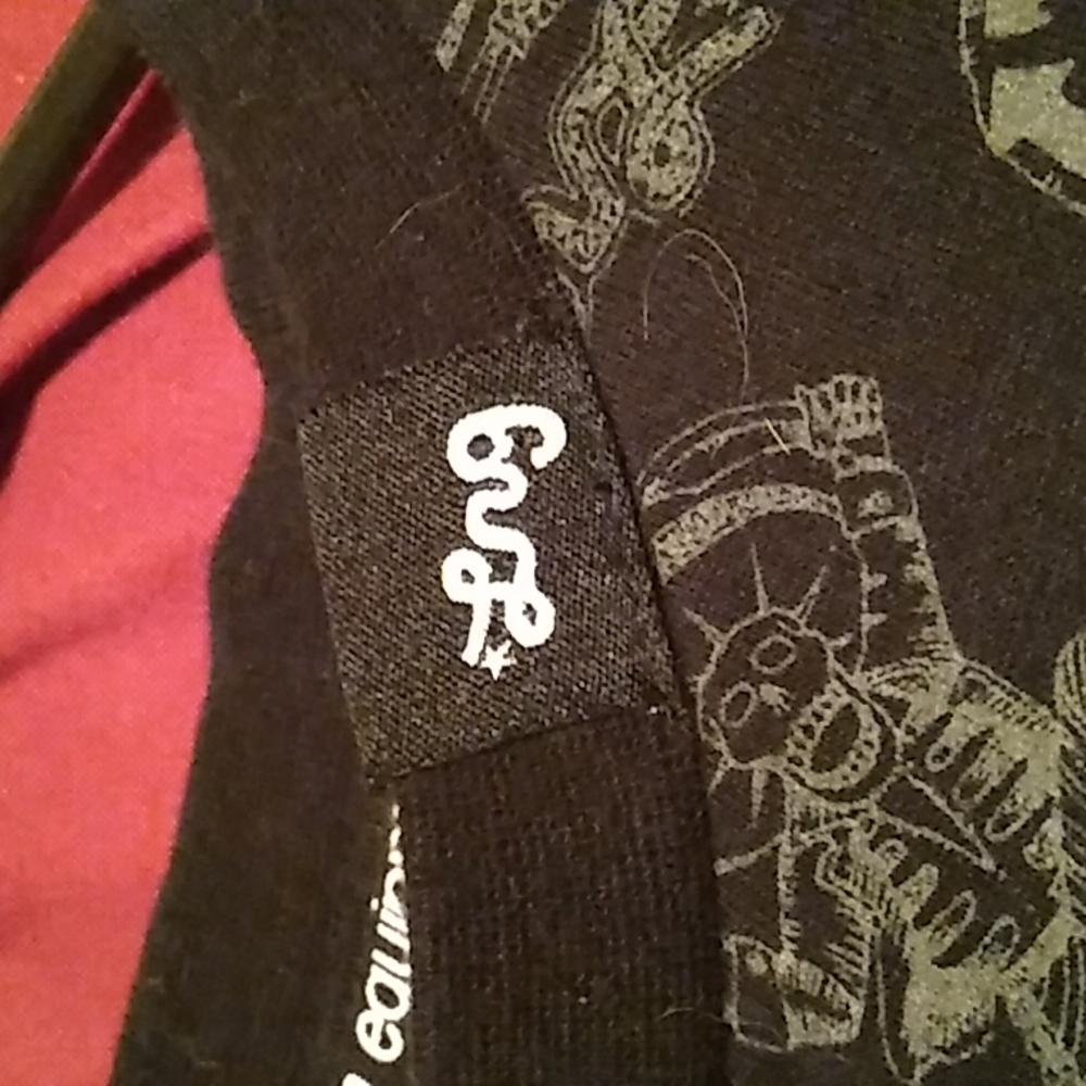 LRG,xl, Black dia de muertes all over print.